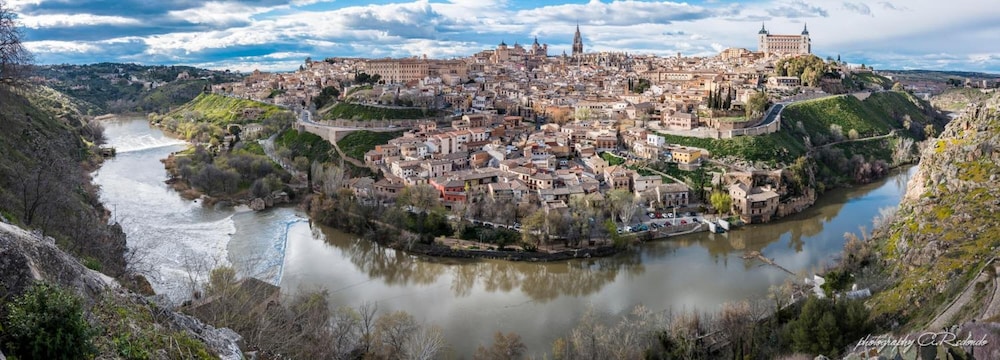 Tripolis Toledo Hostal 30/44