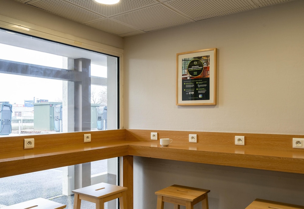 B&B HOTEL Saint-Nazaire Trignac 50/50