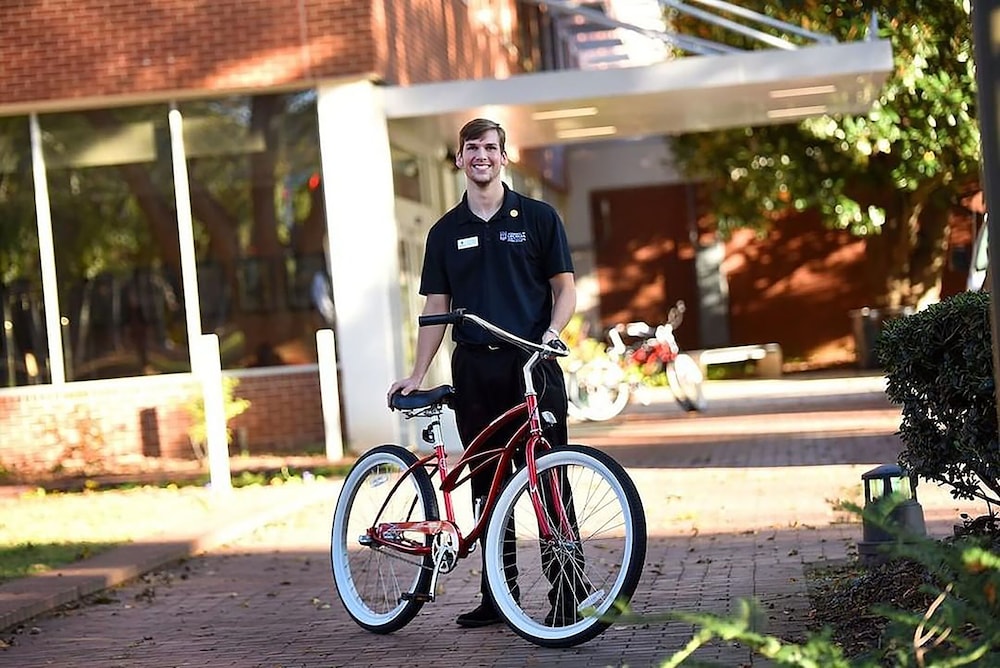 The University of Georgia Center for Continuing Education and Hotel 5/50