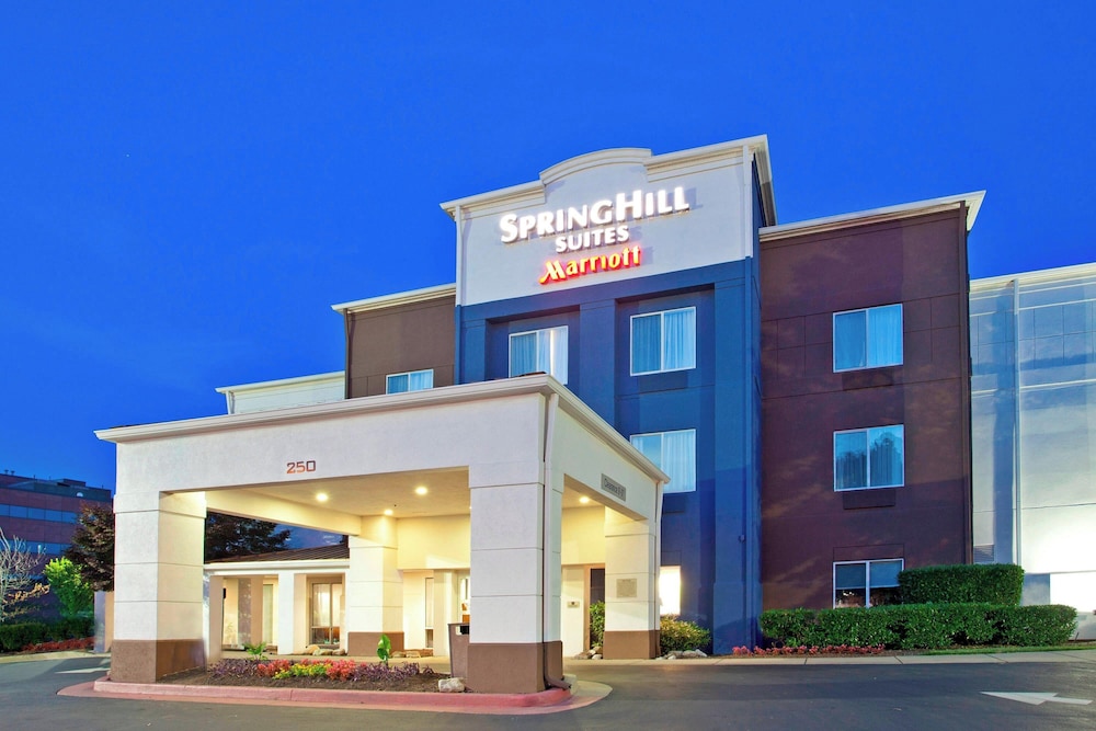 Springhill Suites By Marriott Metro Center in NASHVILLE - TN