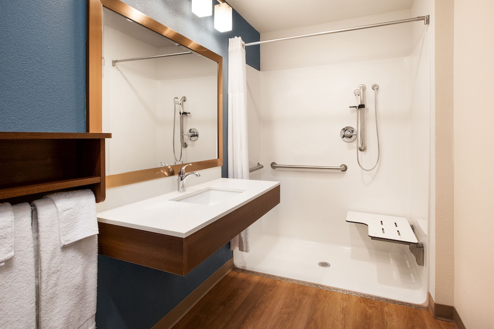 WoodSpring Suites Charlotte - University Research Park 49/50