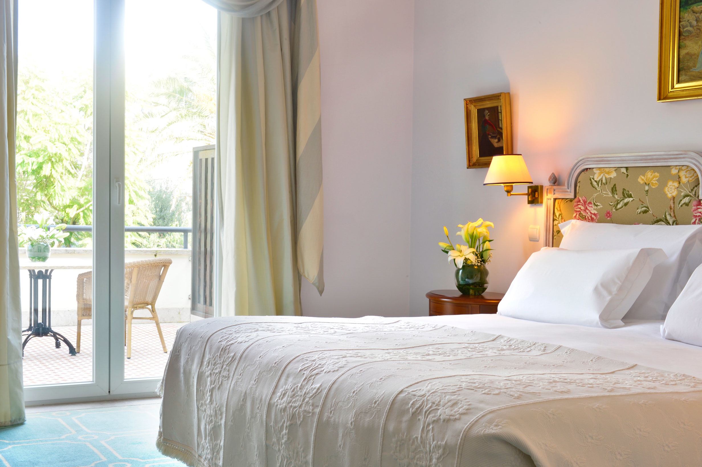 Room, Double or Twin Bed, Garden View