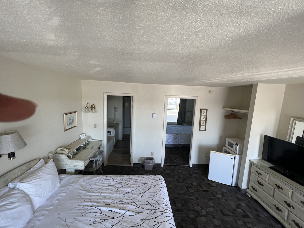Continental Inn 17/48