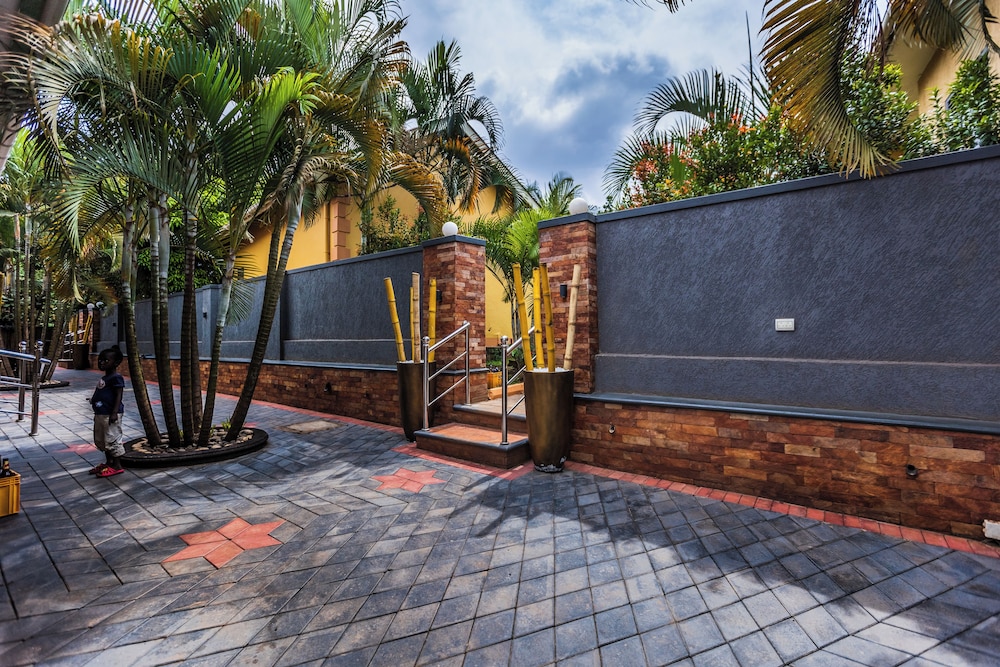 Palm Gardens And Guest House 23/50