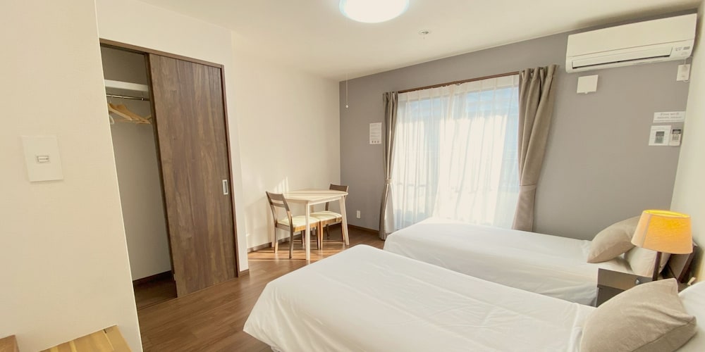 STANDARD, TWIN BEDS