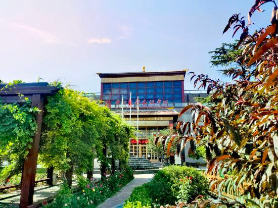 Huanghe Jingdu Conference Center 4/27