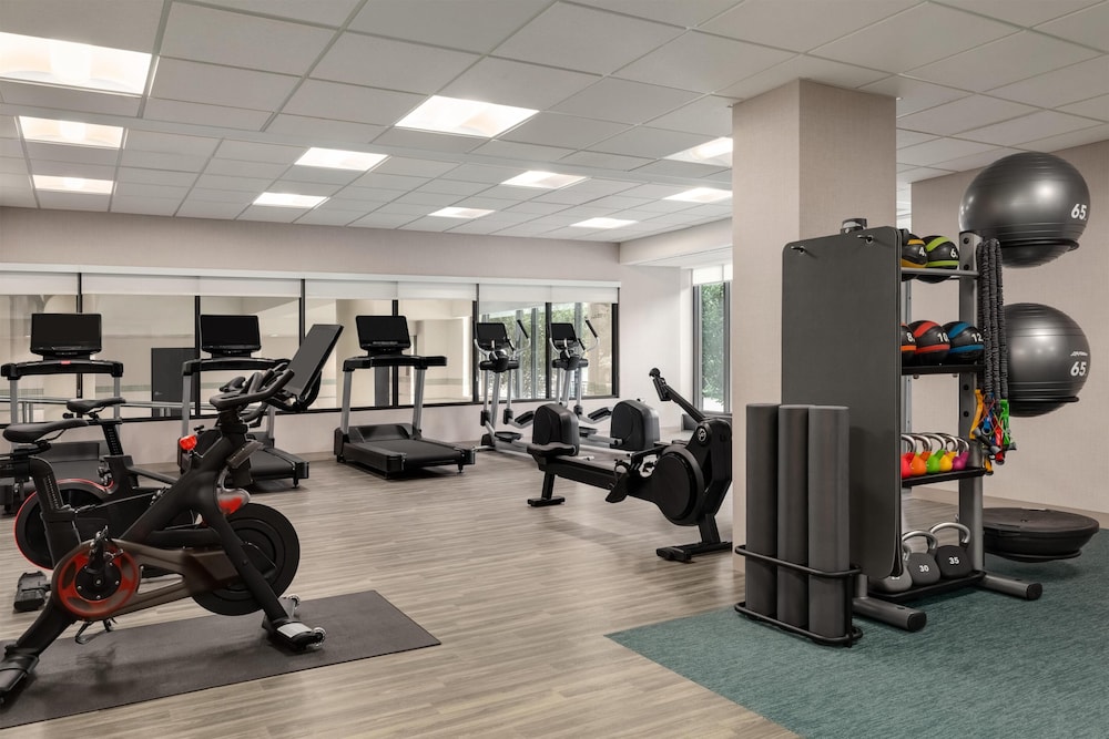 Hyatt Place Bloomington 31/64