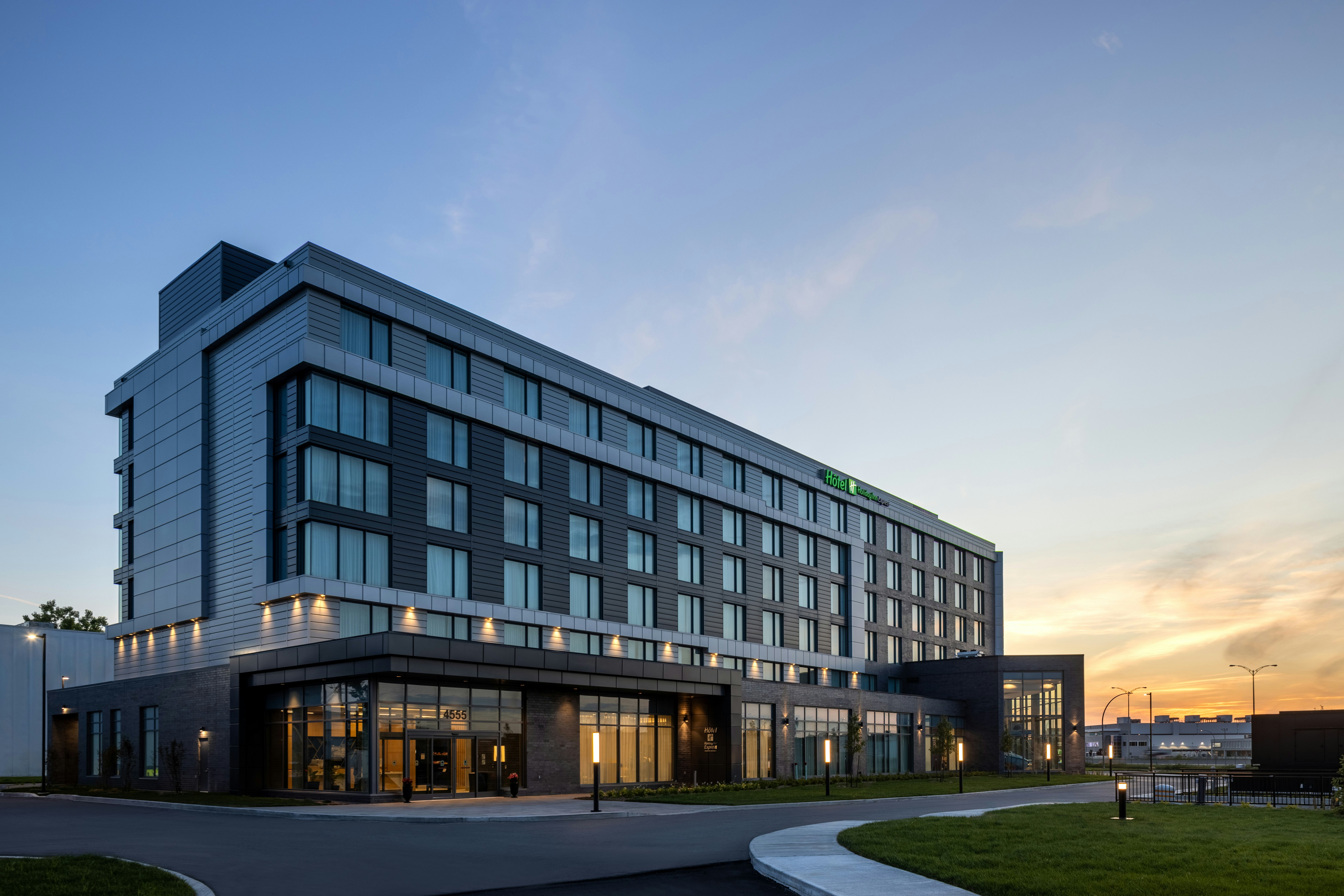 Holiday Inn Express MONTREAL AIRPORT - ST-LAURENT 2/62