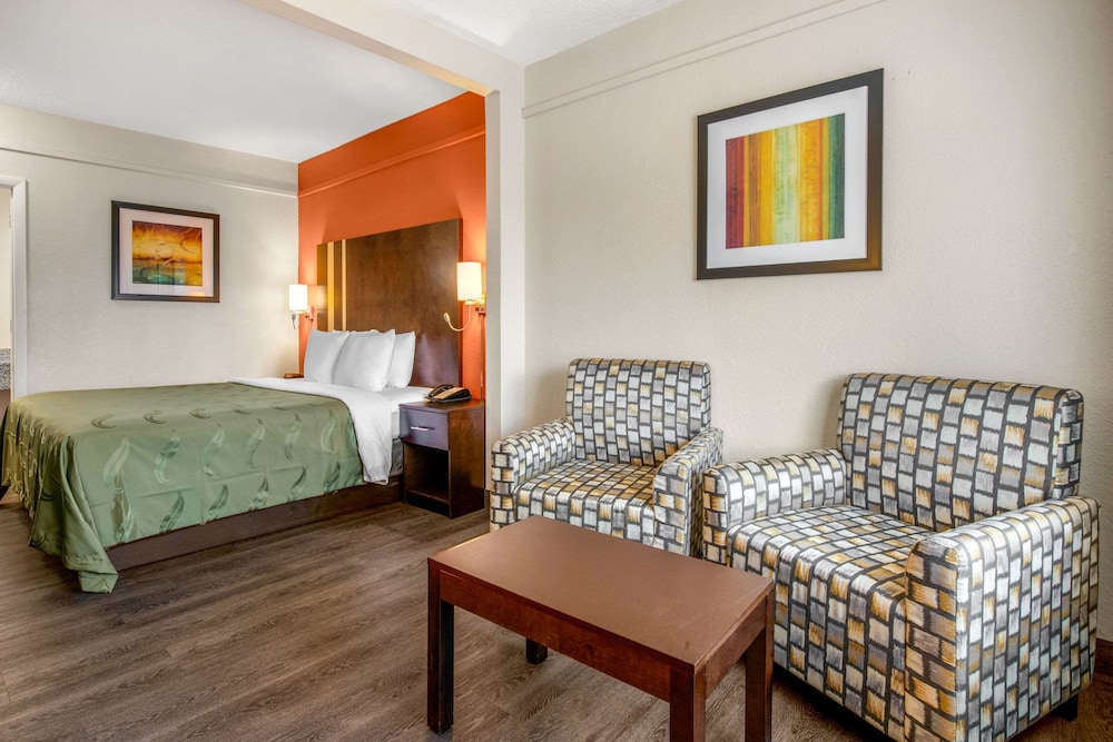 Quality Inn & Suites Jacksonville-Baymeadows 12/42