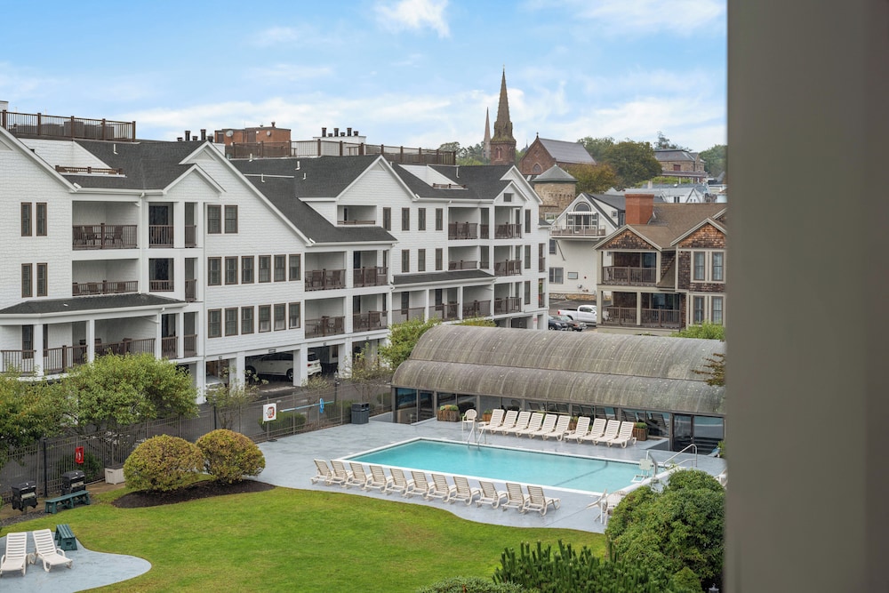 Club Wyndham Newport Onshore 48/56