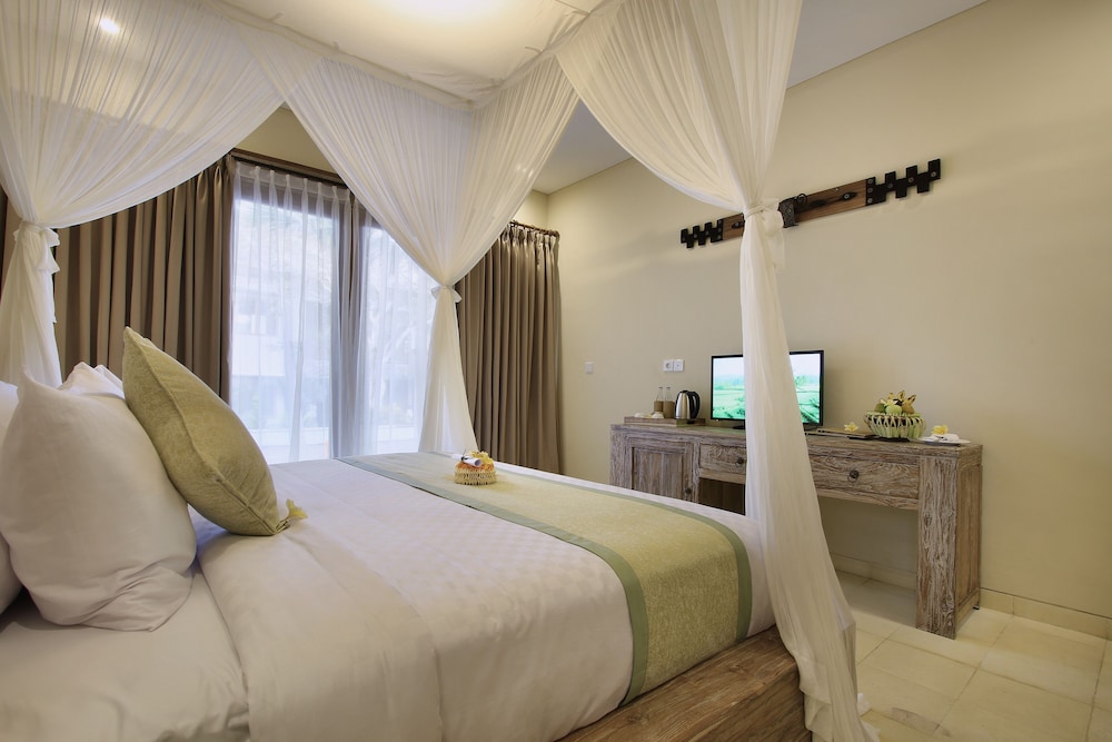 The Alena Resort 24/77