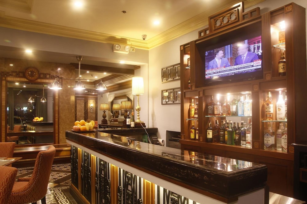 Herald Suites Polaris in MAKATI