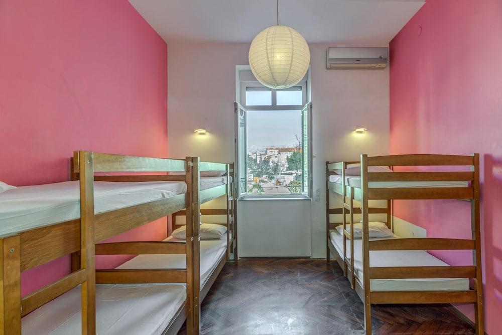 Adriatic Hostel 8/34