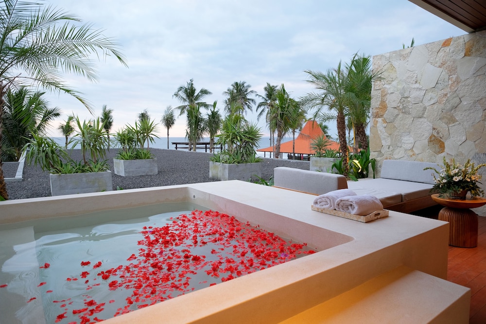 Amarta Beach Retreat By Nakula 4/50