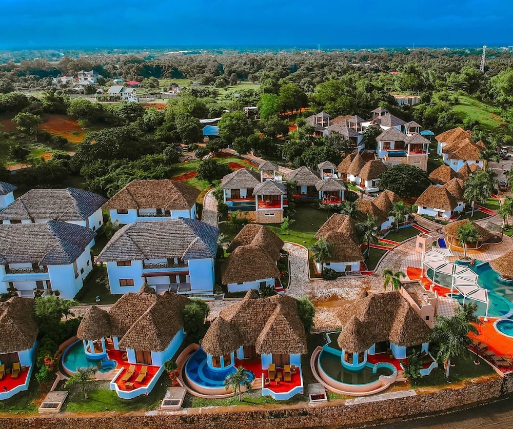 Safari Hotel and Villas powered by Cocotel 30/35