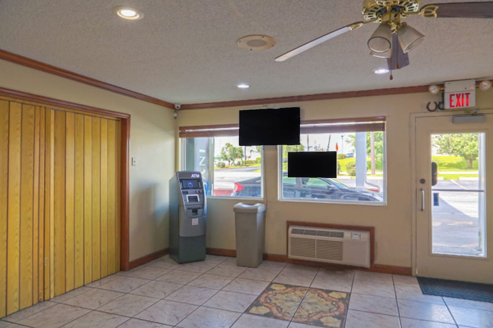 Economy Inn by OYO Ashburn I-75 9/54
