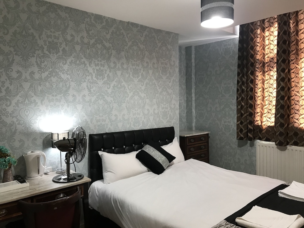 Pacific Inn London Heathrow (ex. Essex Inn Hotel) 17/34