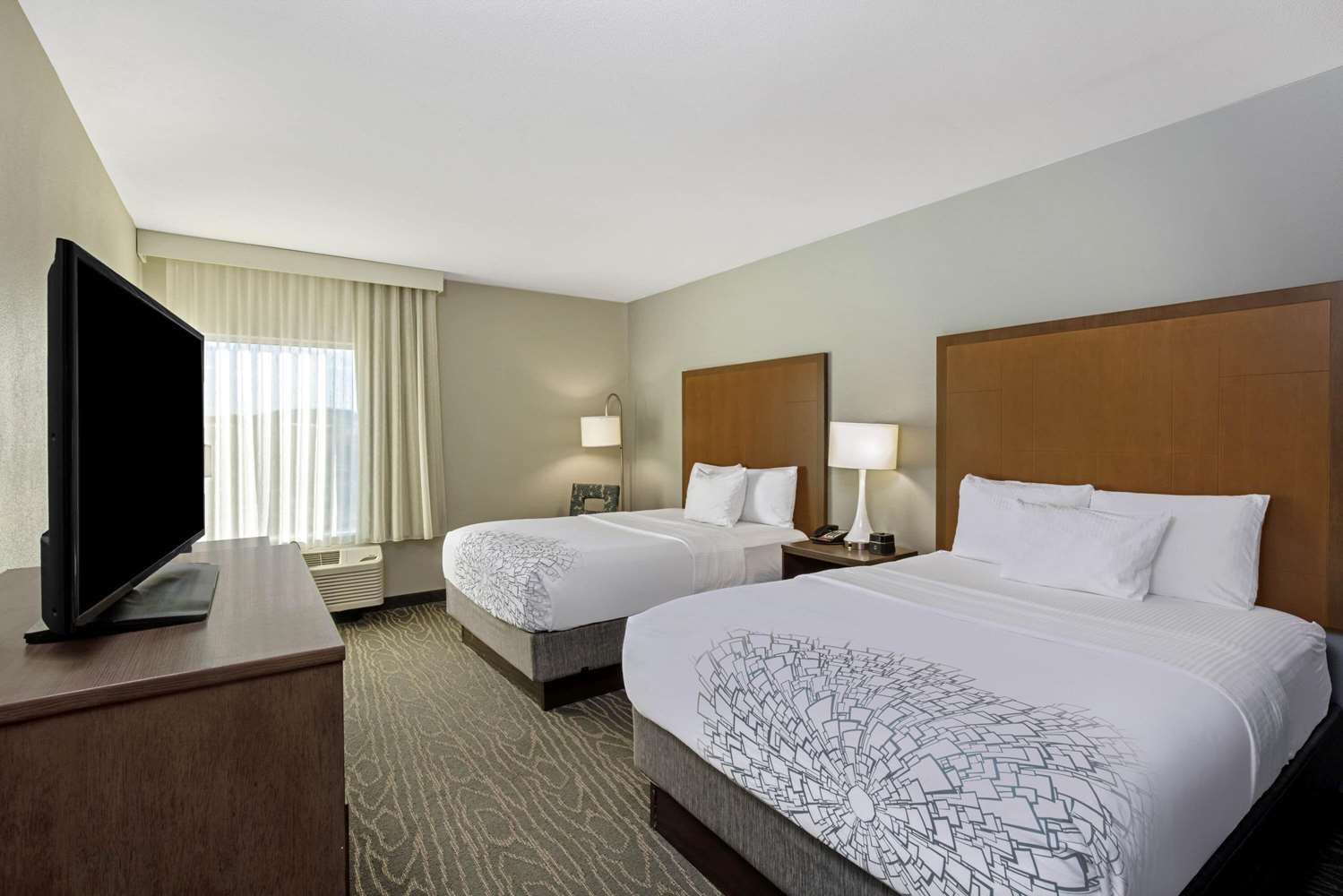 La Quinta Inn Suites By Wyndham Kingman 8/39