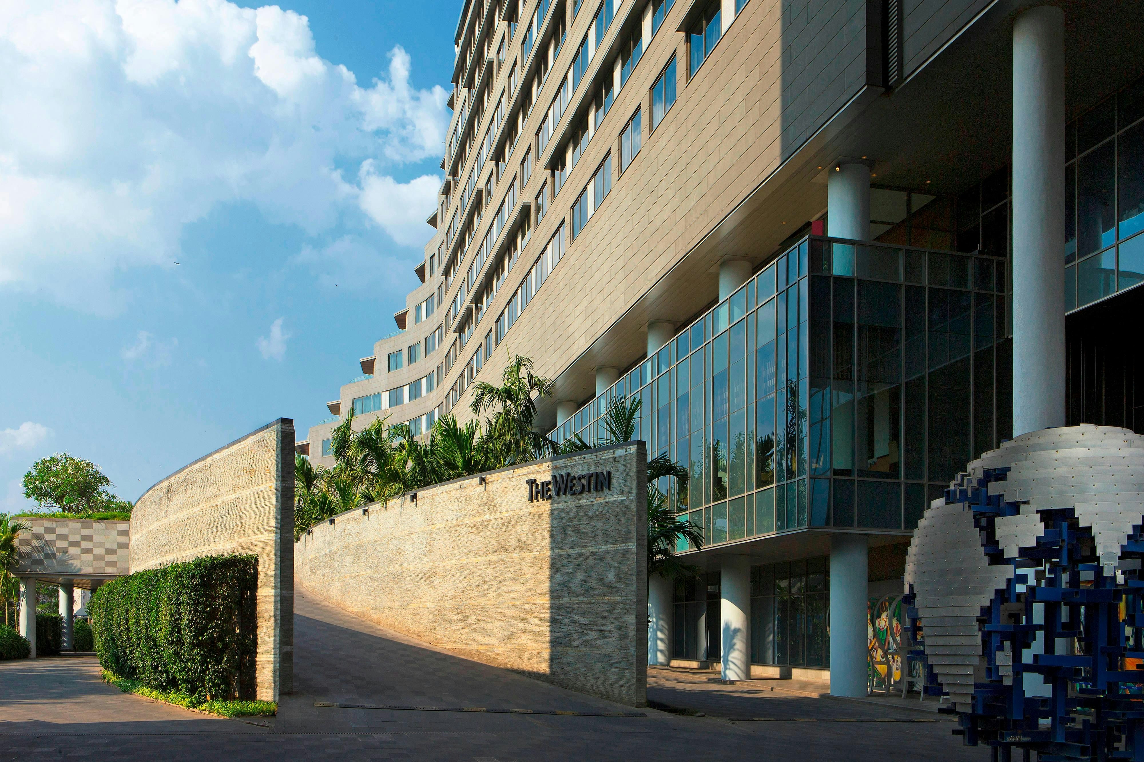 THE WESTIN PUNE KOREGAON PARK 16/19