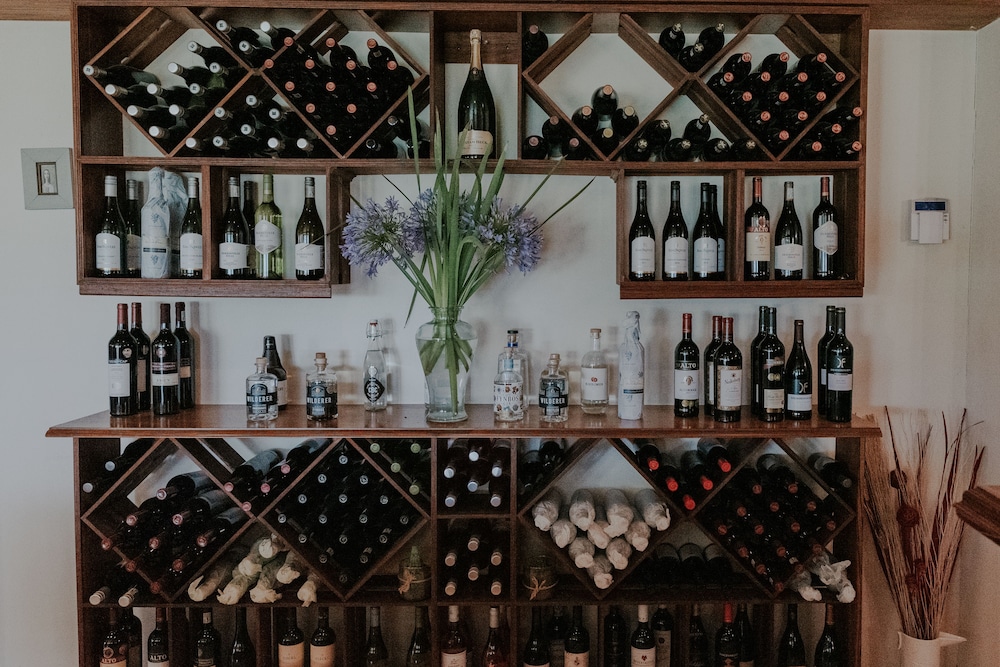 Cana Vineyard Guesthouse 48/76