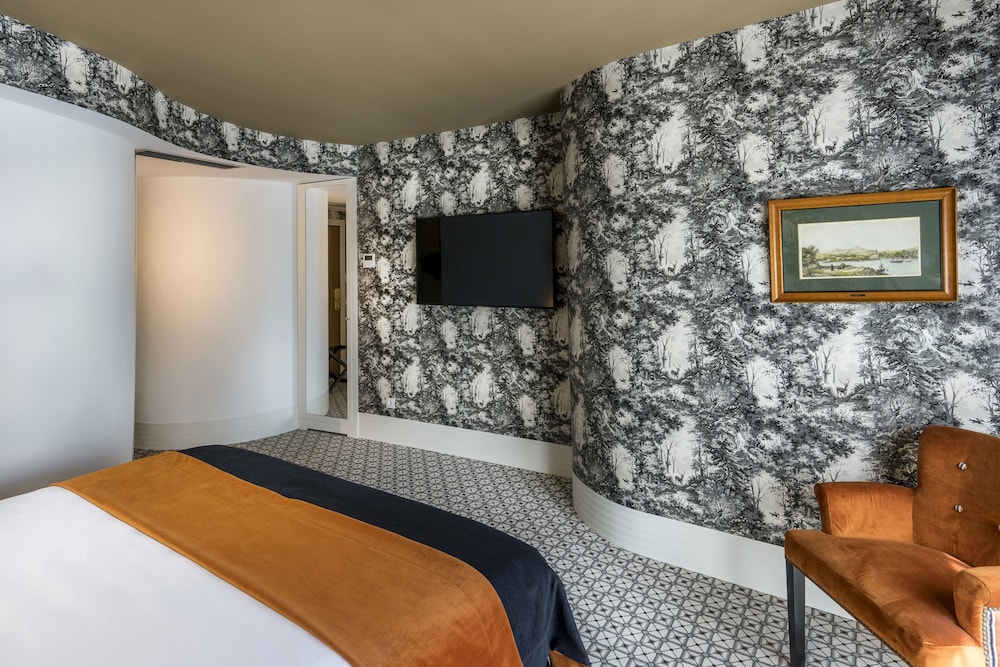 Casa Verbena Madrid, Outset Collection by Hilton 9/46