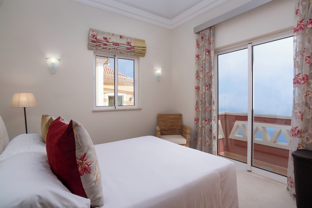3 BEDROOMS, VILLA, PRIVATE POOL
