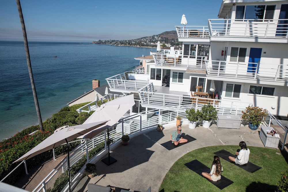 Laguna Riviera Beach Resort 3/45