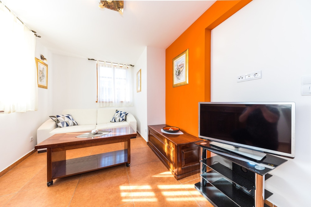 APARTMENTS PERLA 23/42