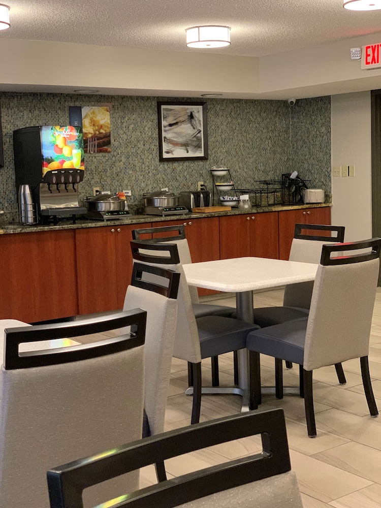Best Western Tallahassee-Downtown Inn & Suites 27/28