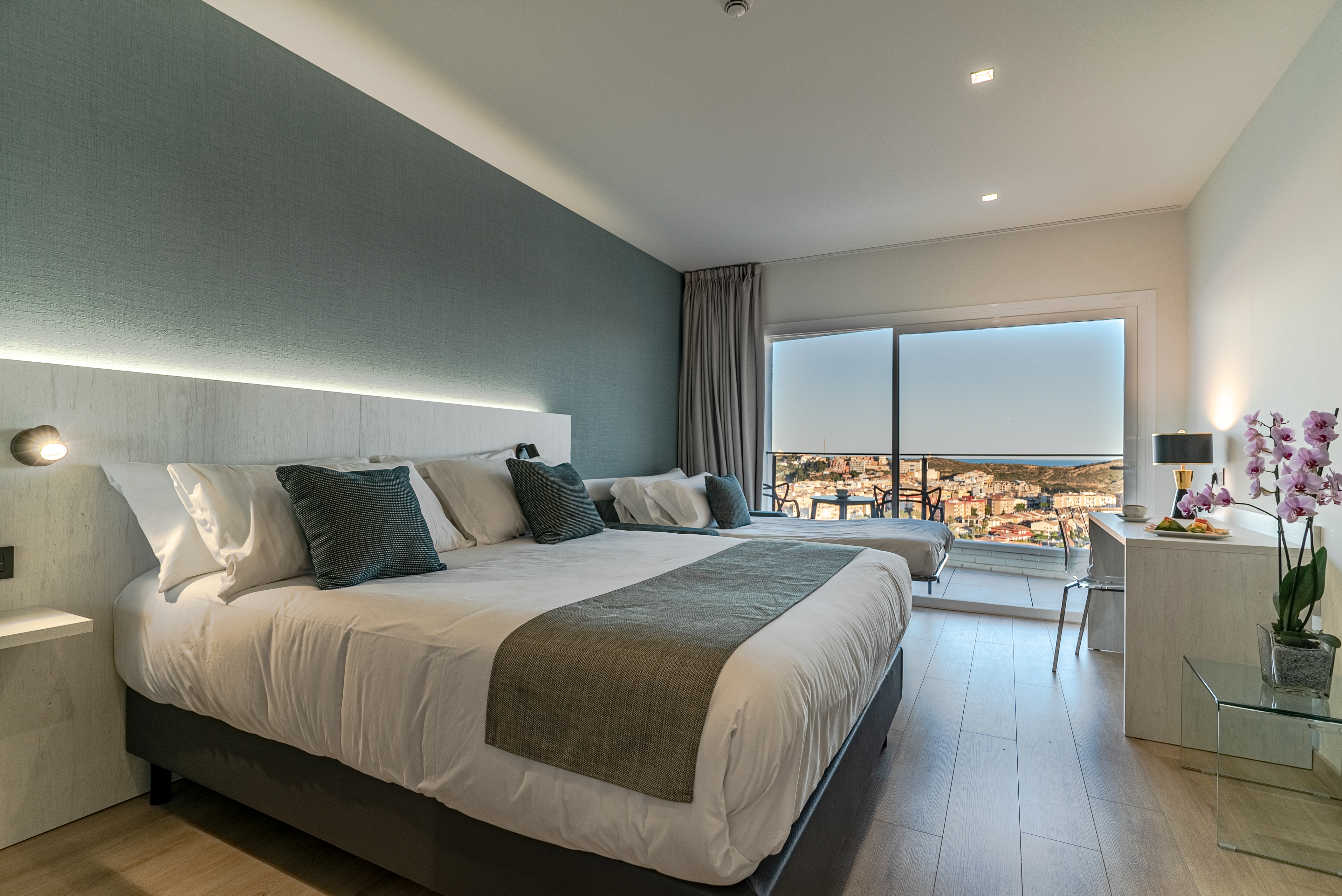 Family, Sea View, Ramada Resort by Wyndham Puerto de Mazarron 2/3