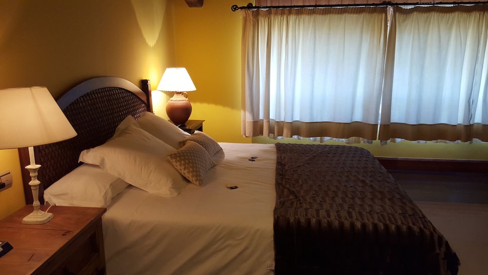 HOTEL USATEGIETA 30/50