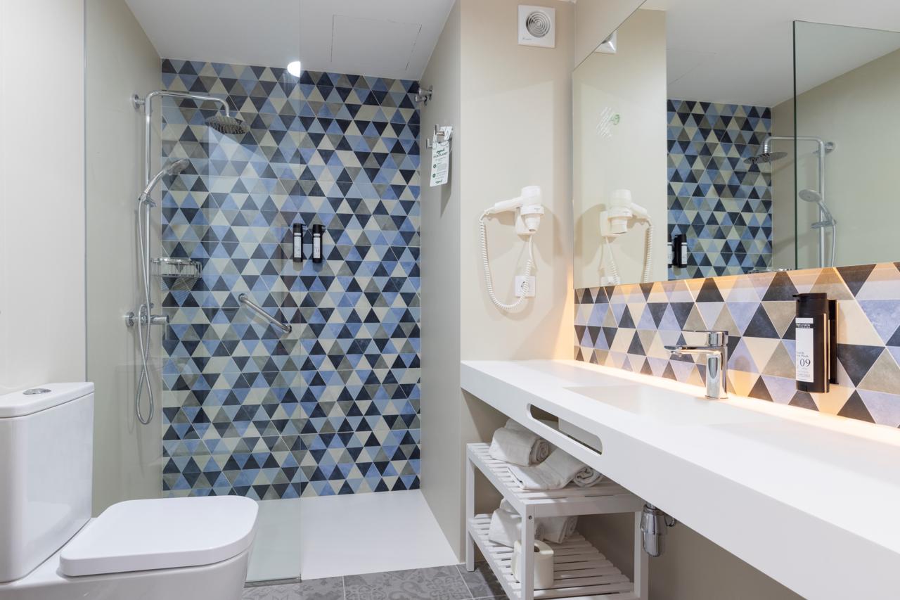 Esmeralda Cotillo Homes by LIVVO 77/79