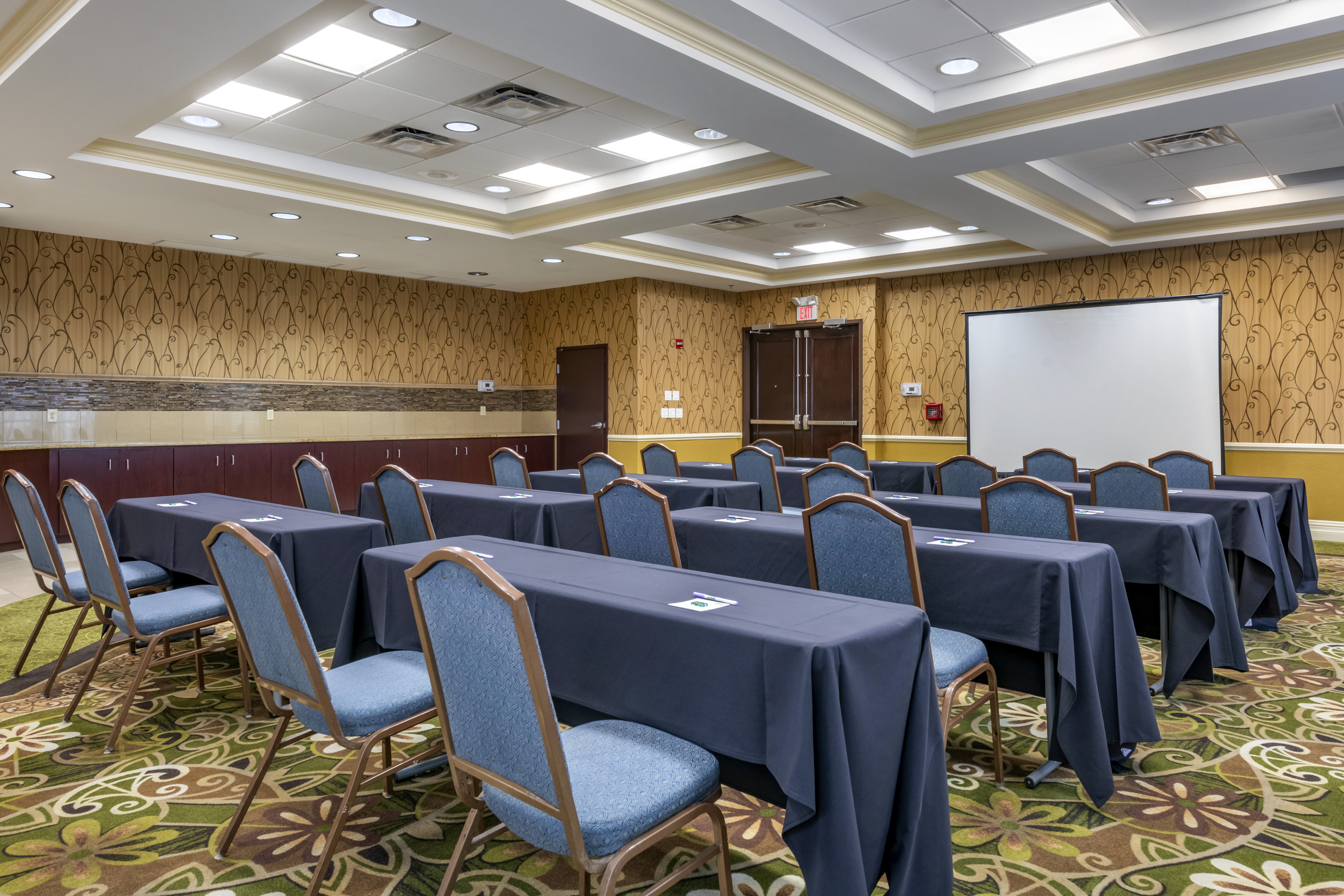 Holiday Inn Resort Orlando Lake Buena Vista An Ihg Hotel 37/50
