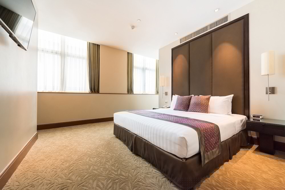 Ascott Bangkok Sathorn 8/40
