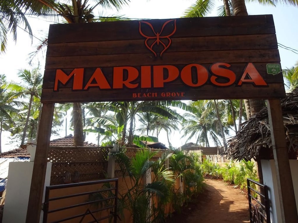 Mariposa Beach Grove 1/23