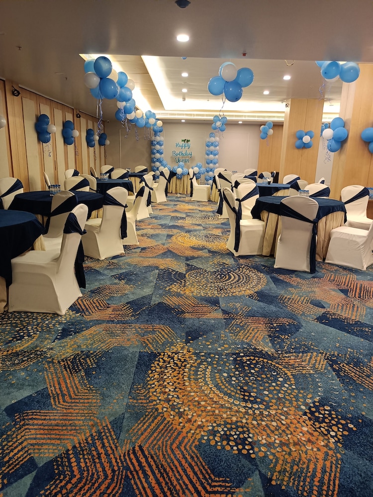 Vivanta Jamshedpur, Golmuri 24/57