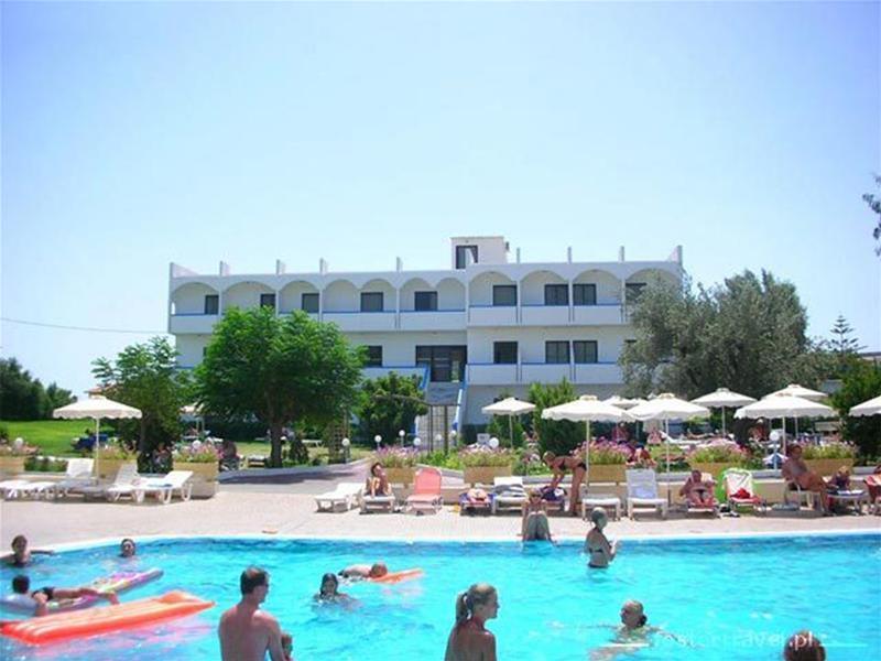 Evi Hotel 15/18