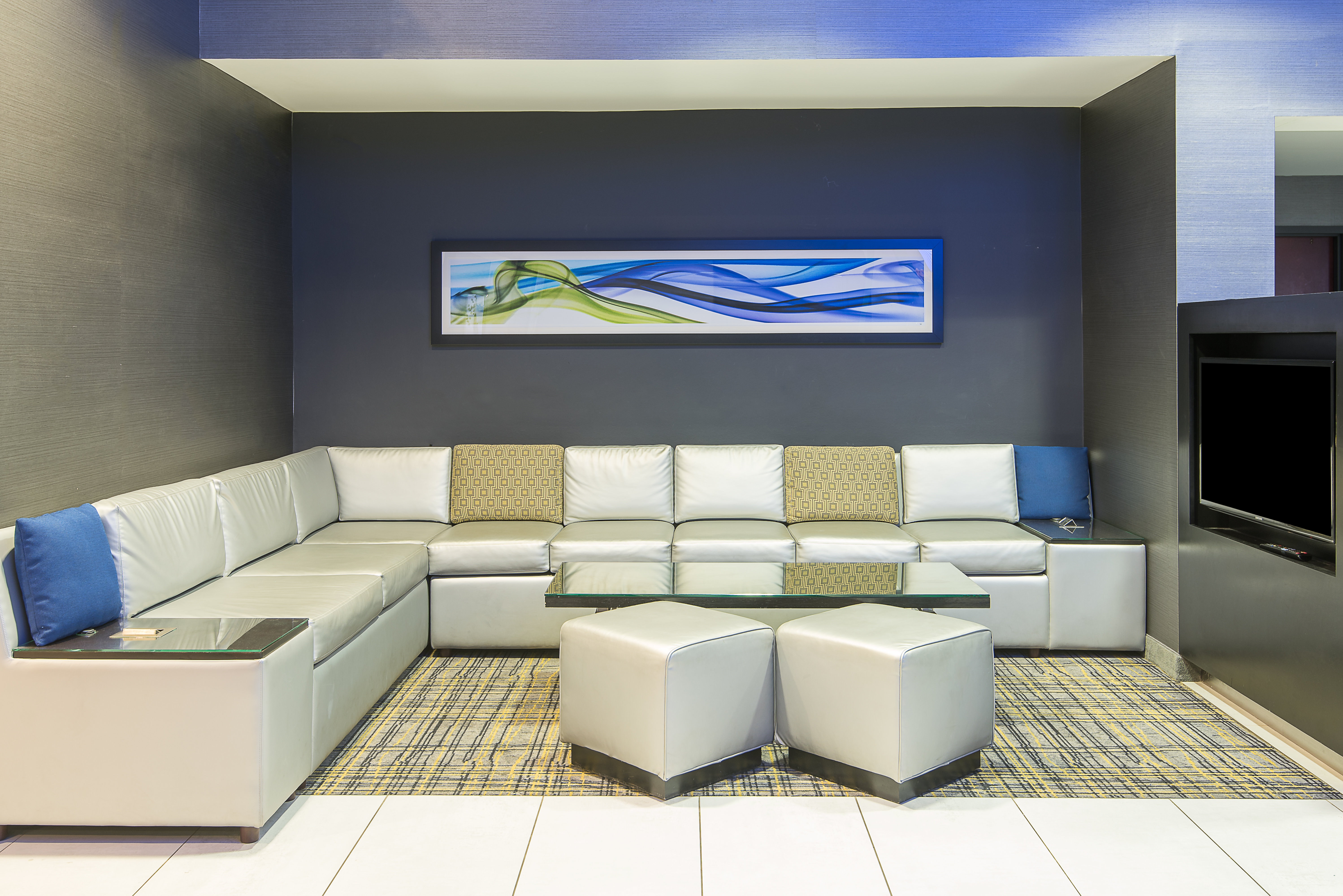 Holiday Inn Express Hotel Suites Cooperstown 42/56