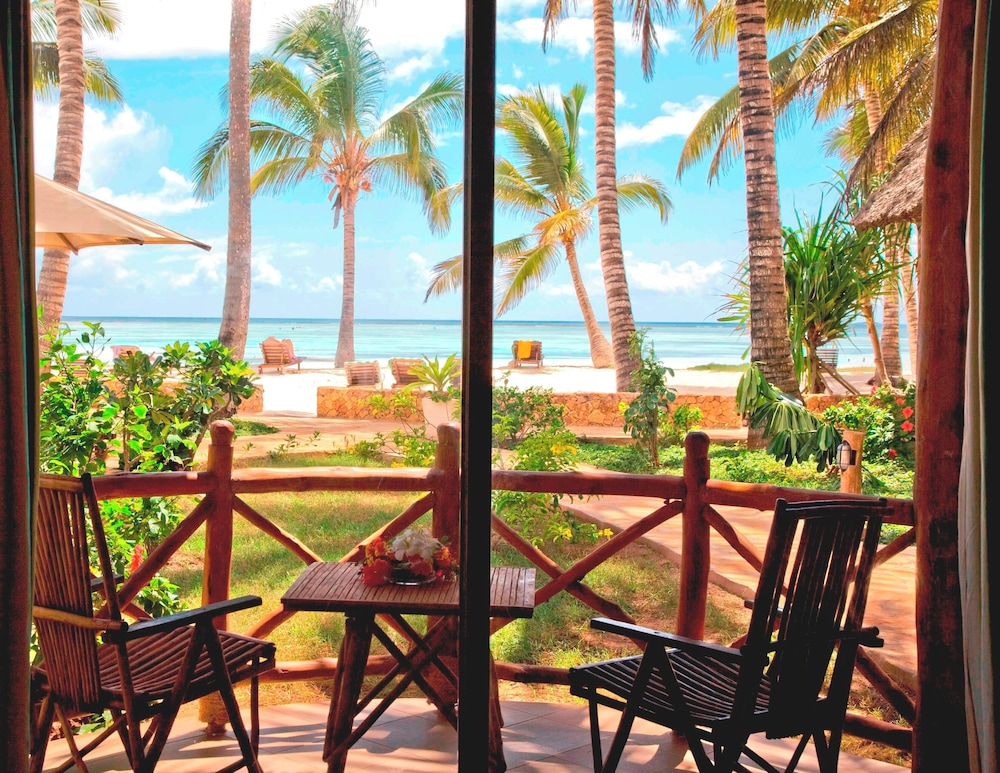 Sultan Sands Island Resort & Spa 55/69