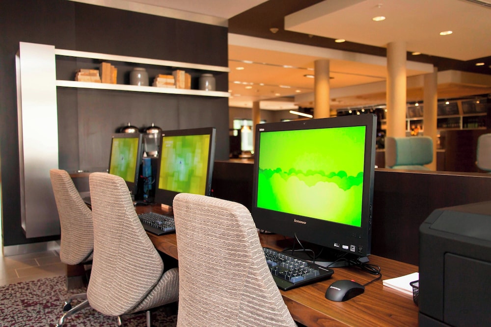 Courtyard by Marriott Houston City Place 43/50