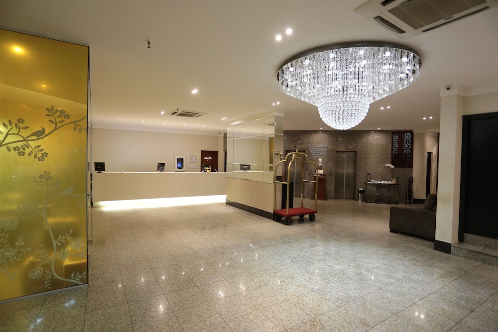 Taiwan Hotel 3/50