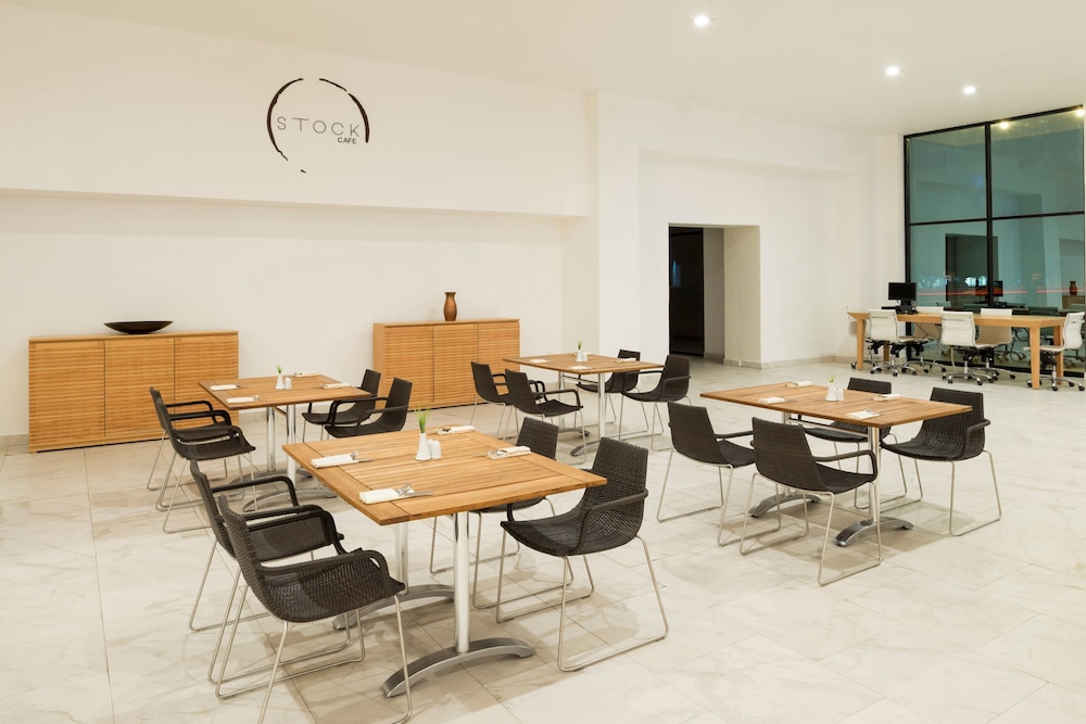 Real Inn Mexicali By Camino Real 47/50