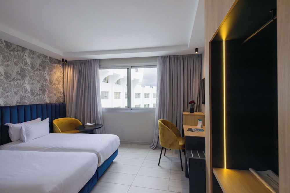 Superior Room Twin Beds