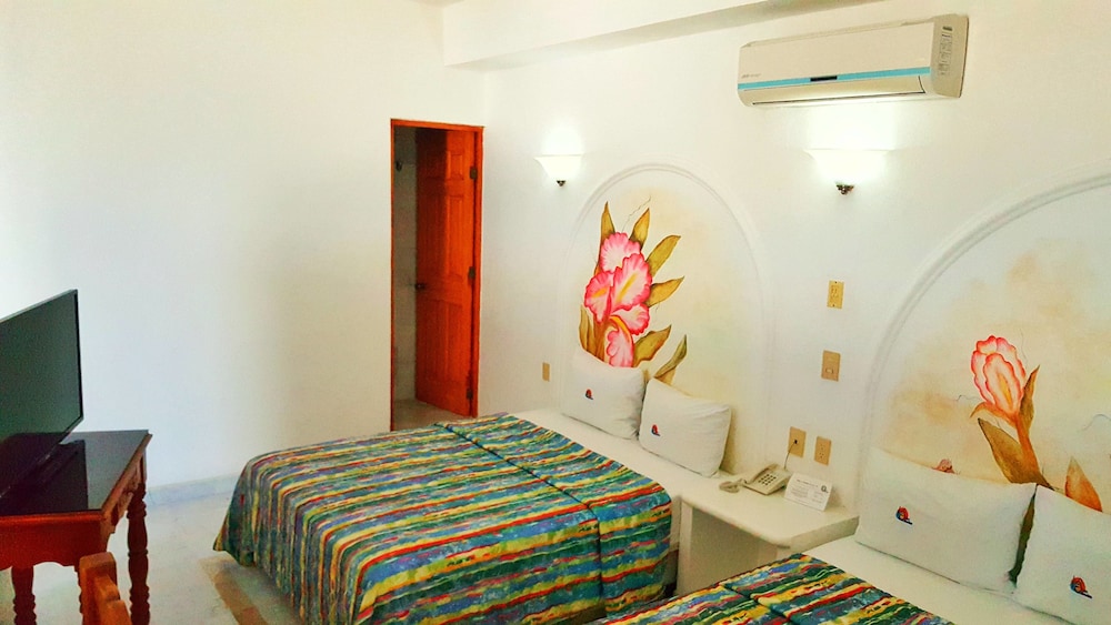 The Alondra Hotel 25/58