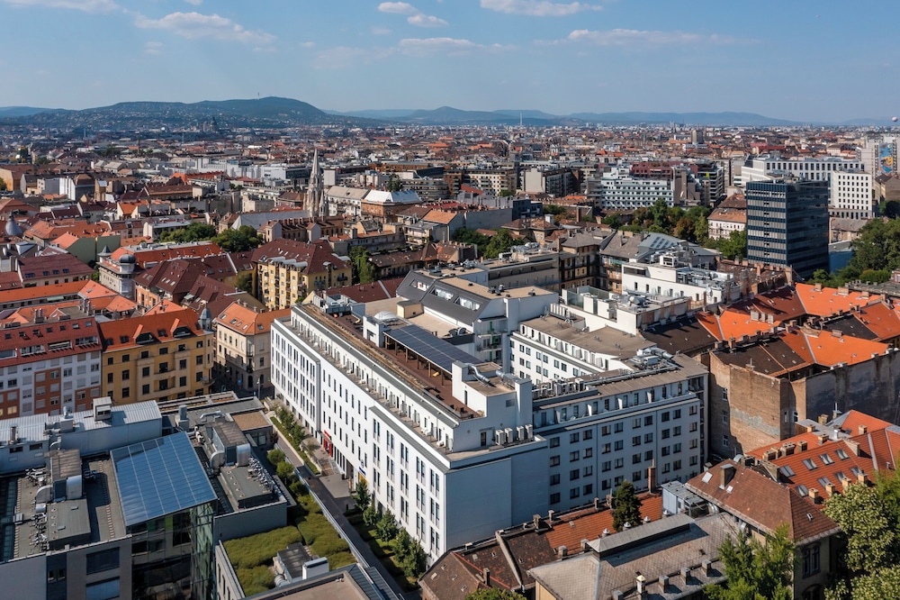 Deans Home Budapest in BUDAPEST