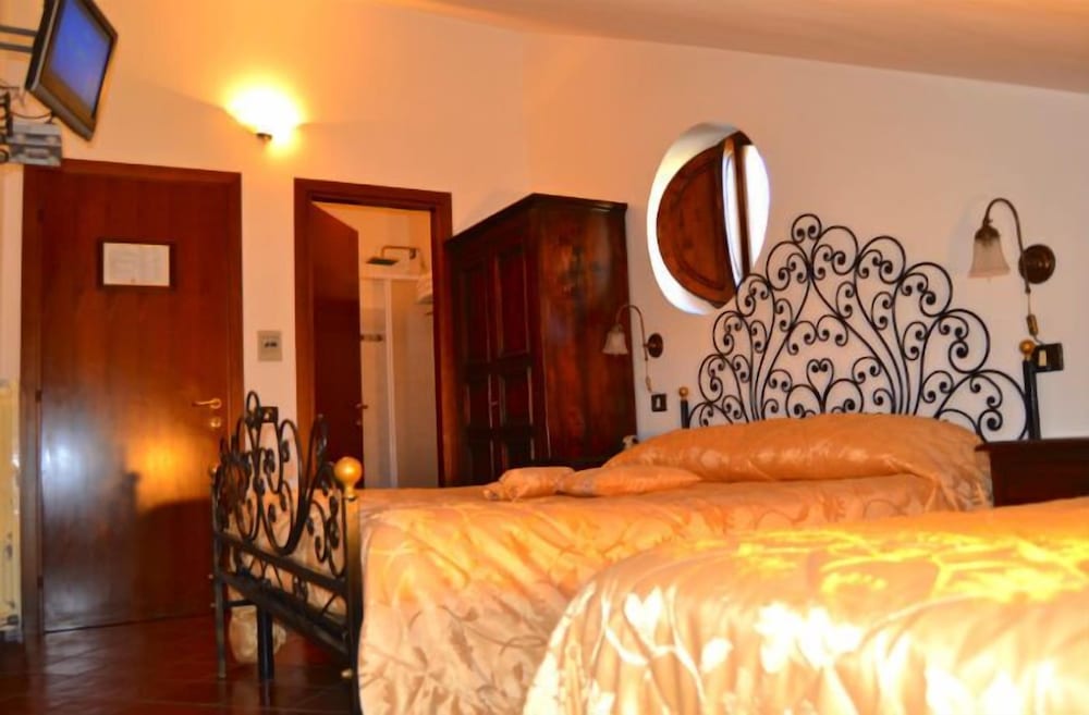 Hotel Bucaneve 11/40