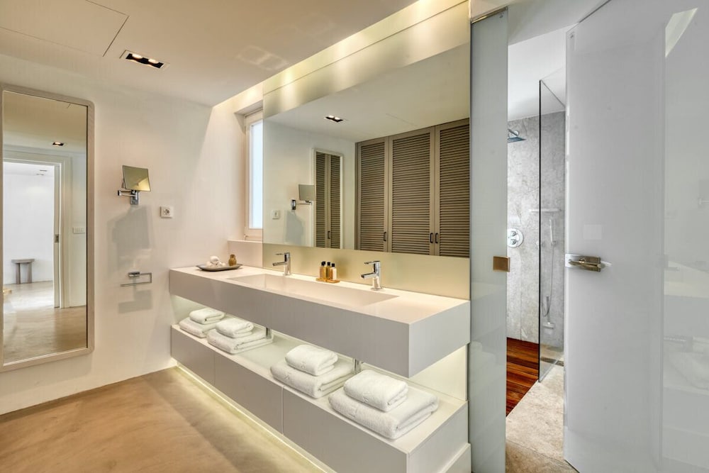 Patmos Aktis Suites And Spa 42/86