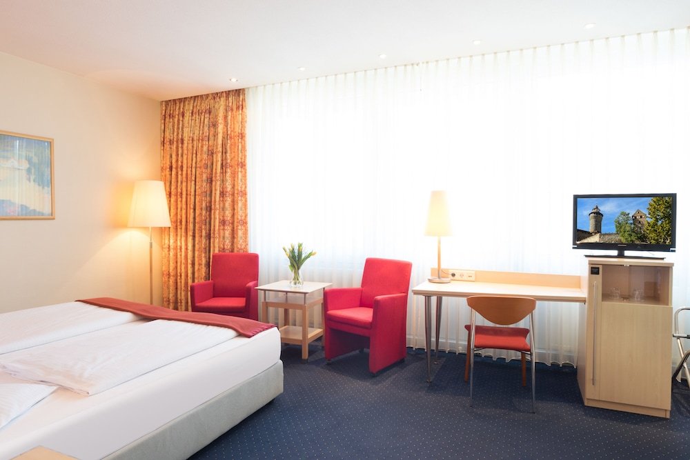 Ringhotel Loew S Merkur 31/59