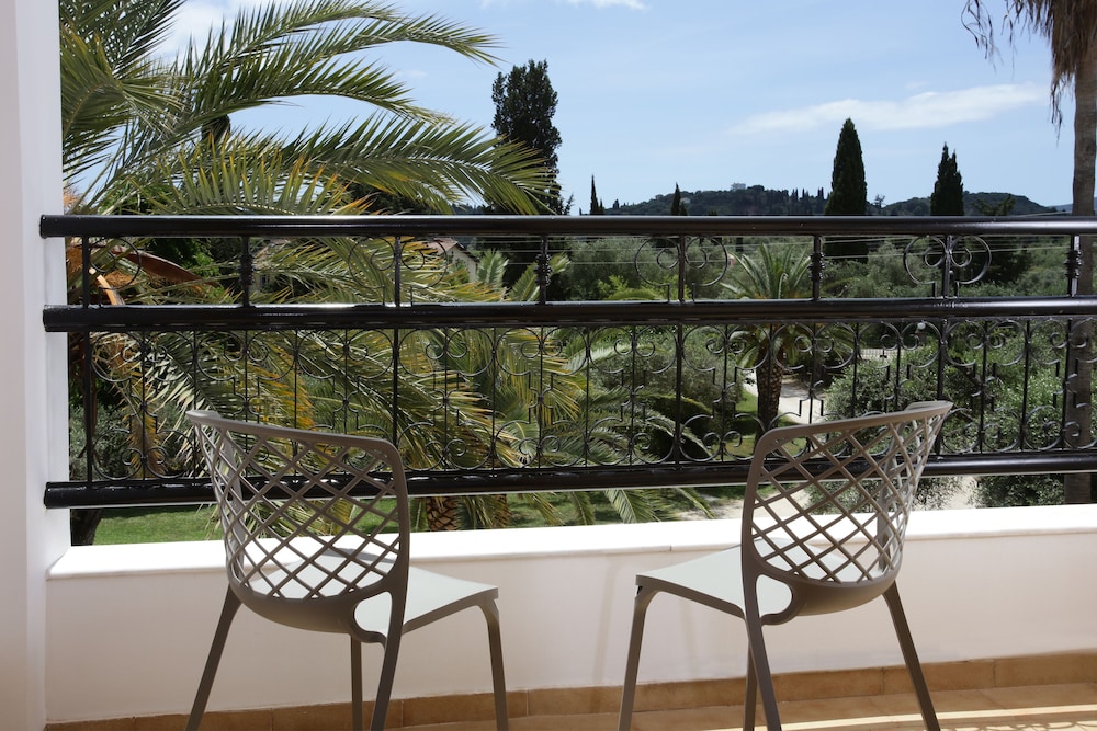 Paradise Hotel Corfu 25/39