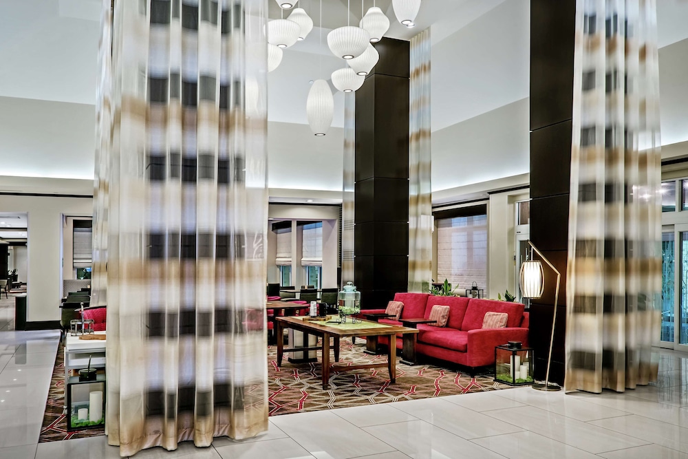 Hilton Garden Inn Victoria 11/75
